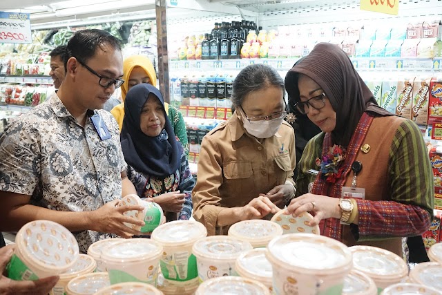 Sekda Kabupaten Sidoarjo Sidak Mamin Jelang Hari Raya Idul Fitri 1445 H