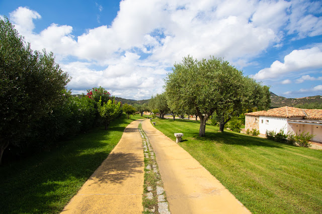 Villas resort hotel-Vialetto interno