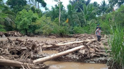 Antisipasi Banjir Bandang, Tiga Sungai di Pasaman dan Pasbar Dinormalisasi