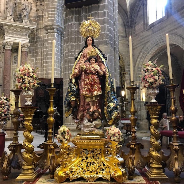 Horario e Itinerario de la Salida procesional de Nuestra Señora del Sagrado Corazón hoy en Jerez