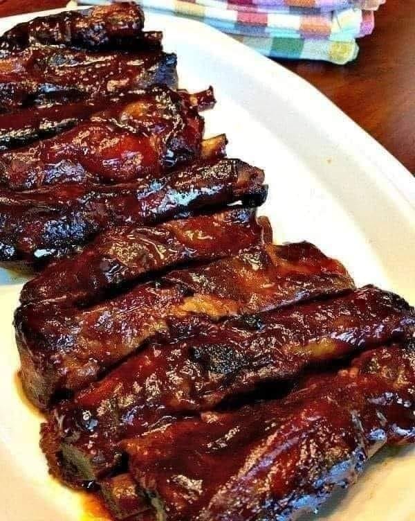 Slow cooker grilled beef ribs