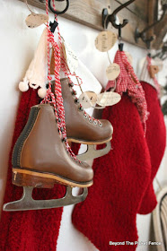 ice skates, farmhouse decor, stockings, thrift store, https://goo.gl/xpejCP