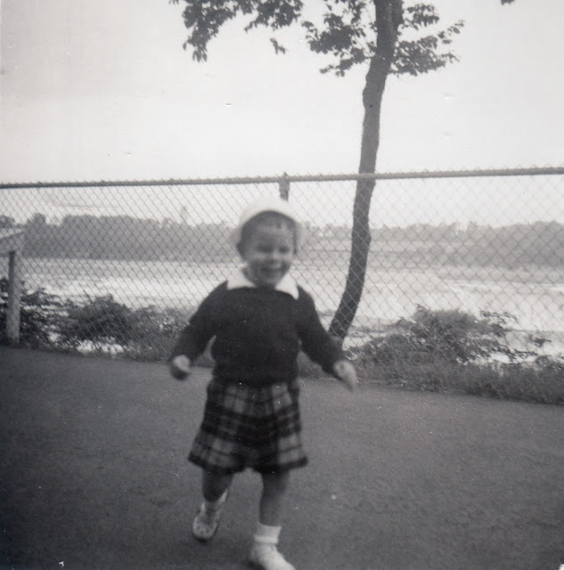 1955 photo by Arnold H. Nevis