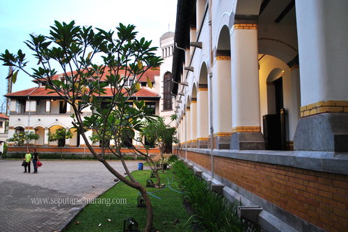 halaman lawang sewu