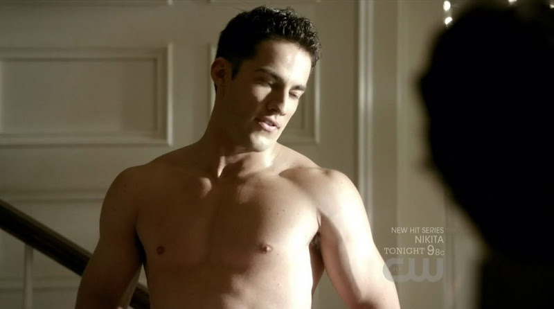 Michael Trevino and Taylor Kinney Shirtless on The Vampire Diaries s2e02