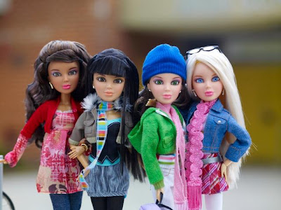 Chilling With Friends Cartoon. Doll, cartoon, toys, diary,