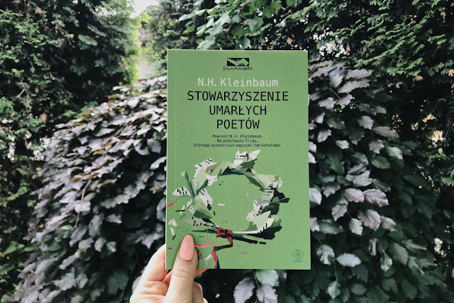 definicja piękna, czyli "Stowarzyszenie umarłych poetów", Nancy H. Kleinbaum