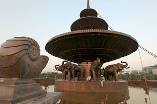 685-crore park