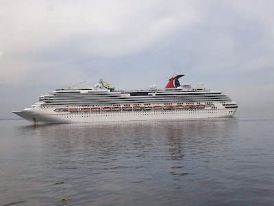 cruise ship Carnival Splendor