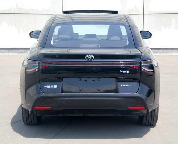 Toyota sắp ra mắt Corolla chạy điện giá rẻ hoàn toàn mới - Ảnh <a href=