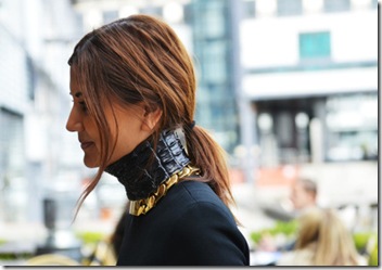 la-modella-mafia-christine-centenera-in-kanye-west-alligator-collar-celine-chain-necklace