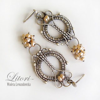 silver earrings with pearls, peach, wire-wrapping, litori
