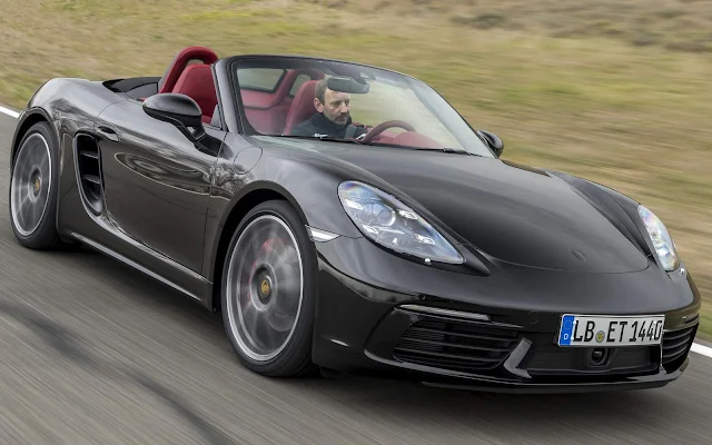 Porsche 718 Boxster