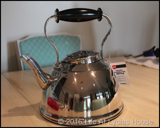 plain teapot
