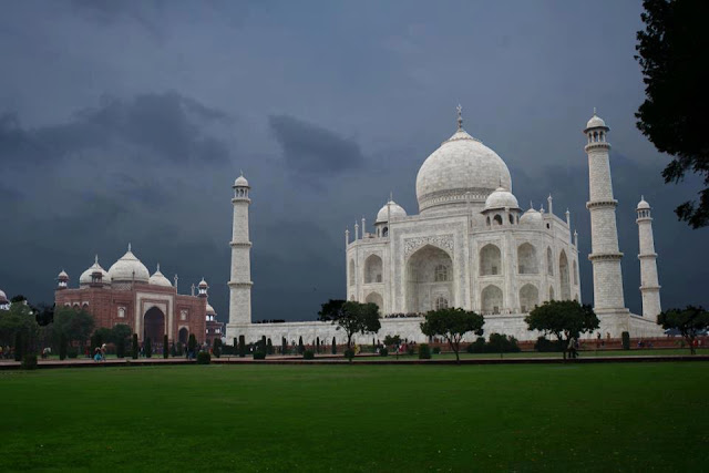 Taj Mahal - Agra - India 