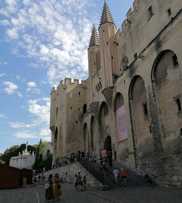 20230817_Avignon-Popes-Palace.jpg