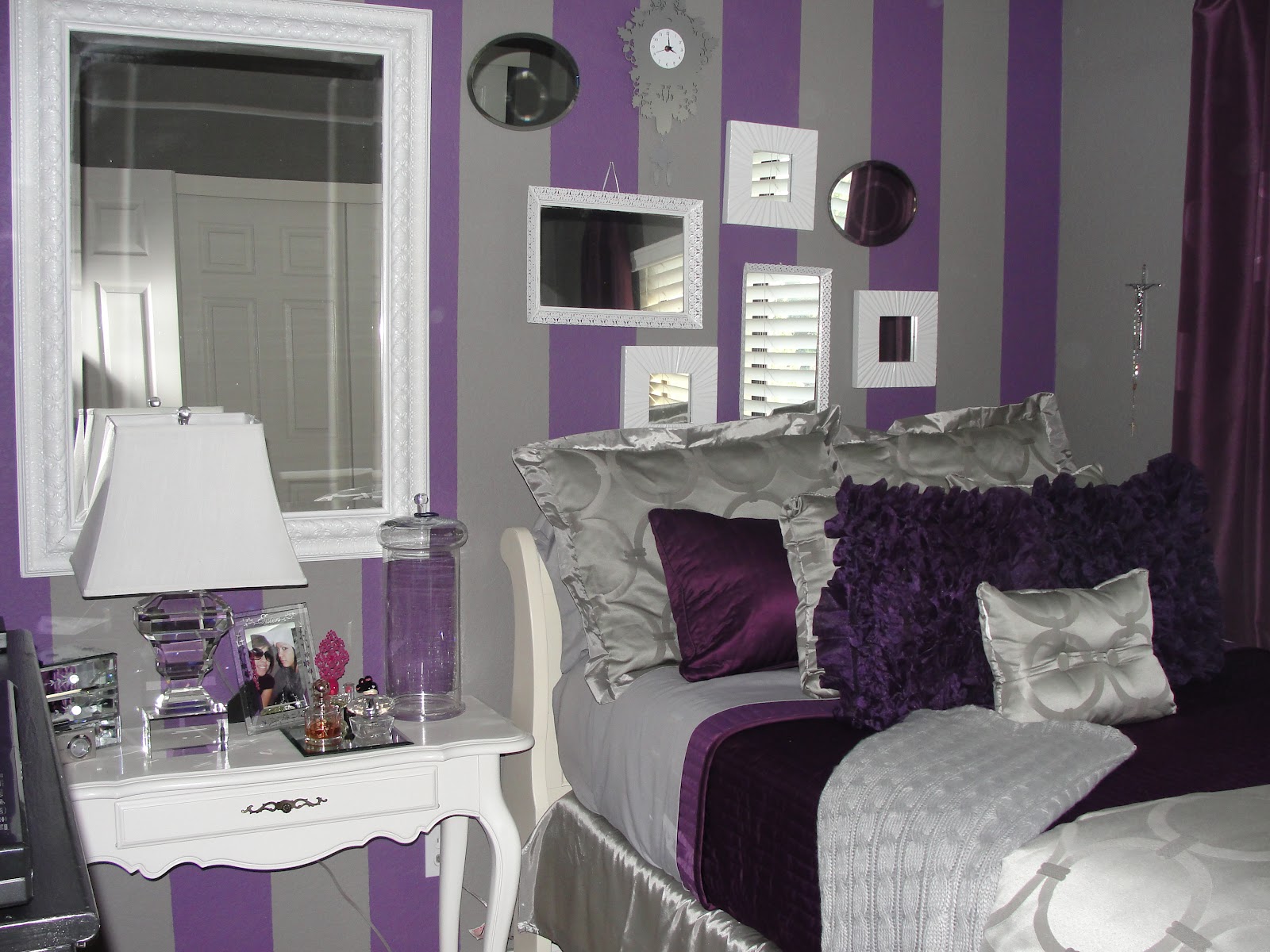 K&L: Royal Purple Room Decor