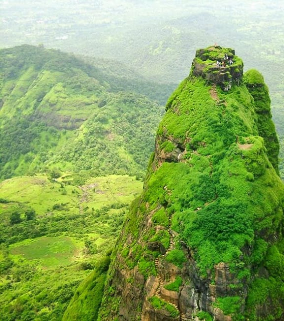 kalavantin durg location