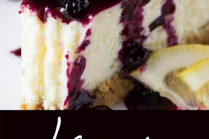 Lemon Cheesecake with Blueberry Compote
