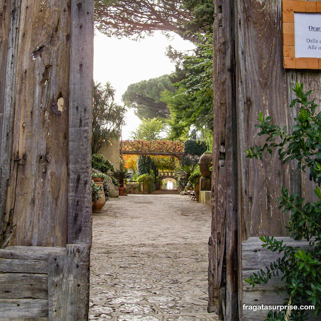 Vila Cimbrone em Ravello na Costa Amalfitana