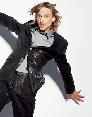 Mackenzie Crook writes children's book