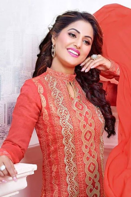 Hina Khan Beautiful HD Wallpaper 2016