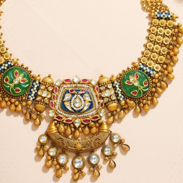 Gold Rate in India Today 22 April 2024 