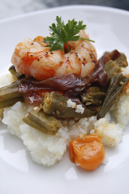 Roasted Tomato and Okra with Southern Style Grits | www.kettlercuisine.com