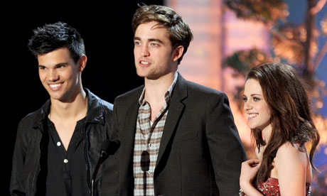 Kristen Stewart And Robert Pattinson Married In Real Life. wallpaper Robert Pattinson