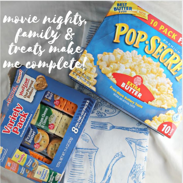 EPIC Movie Night S'Mores Popcorn & Snacks.  Fun and easy S'mores popcorn recipe and a fun movie night spread.