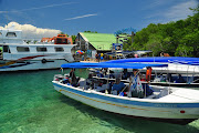 Excursion to the Islas del Rosario (Rosary Islands) and Playa Blanca (August . (dsc )