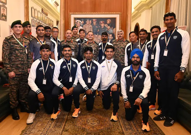 थल सेना प्रमुख जनरल उपेन्द्र द्विवेदी ने पेरिस ओलंपिक 2024 में भाग लेने वाले भारतीय सेना के खिलाड़ियों को सम्मानित किया