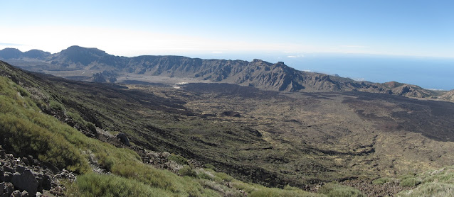 NARICES DEL TEIDE A PICO VIEJO - MIRADOR DE PICO VIEJO - ASCENSIÓN A PICO TEIDE - MIRADOR DE LA FORTALEZA  - TEIDE A MONTAÑA BLANCA, panorámica de las Cañadas del Teide y de los Llanos de Ucanca en el Parque Nacional del Teide