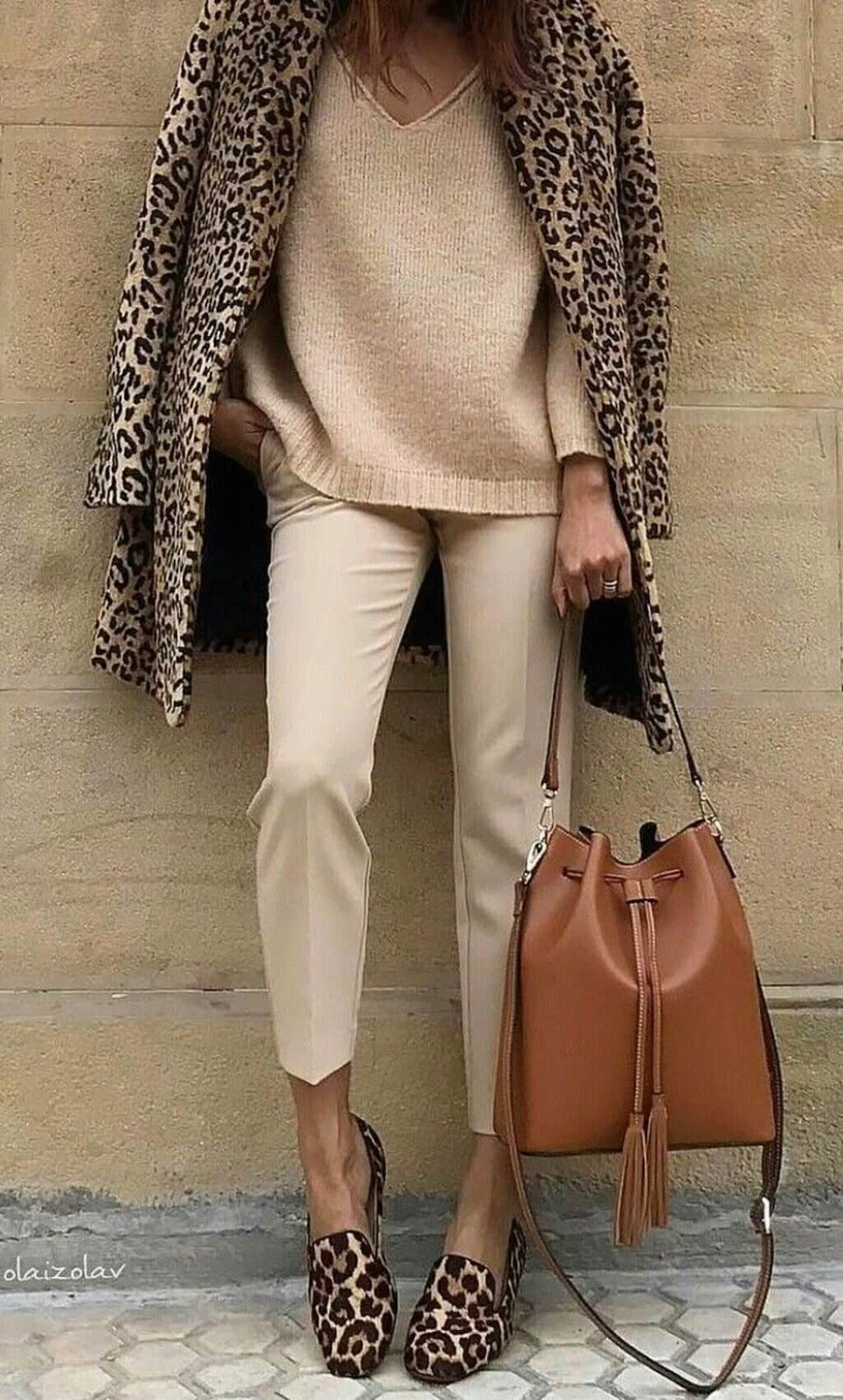 leopard inspiration | coat + flats + blush sweater + brown bag + nude pants