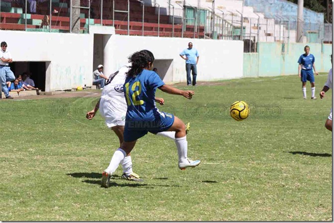 disparo de zoila a gol