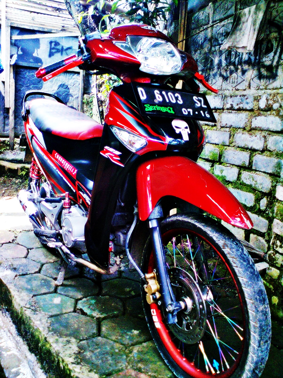 Motor Supra X 125 Antik Racing SUPRA X 125 Modifikasi