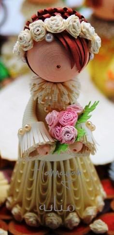 wonderful miniature quilling dolls by Nizelprim