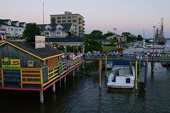 Am River in Bay City © Cornelia Schaible