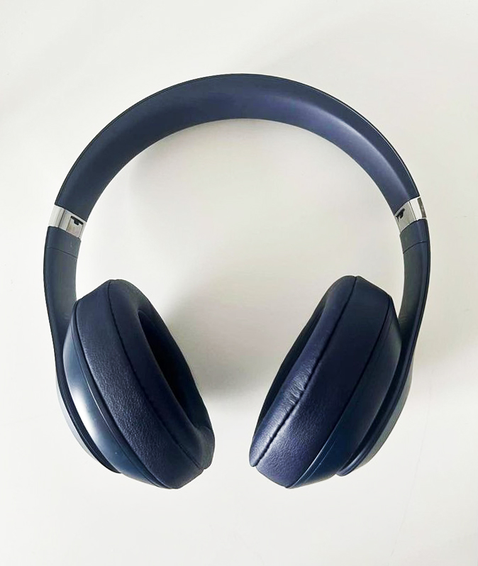 Father's Day Gift Guide: Elevate Dad's Audio Experience with Beats Studio 3 
