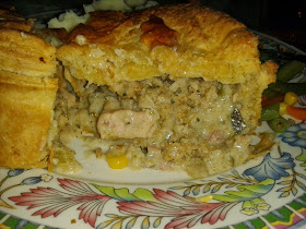 Inside the Higgidy Turkey Pie Review