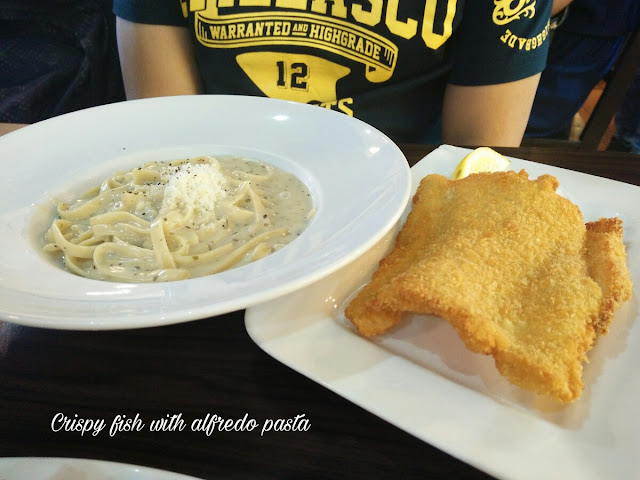 Paulin's Munchies - Olive Vine Pasta Fusion at Marina Square - Crispy fish with alfredo pasta