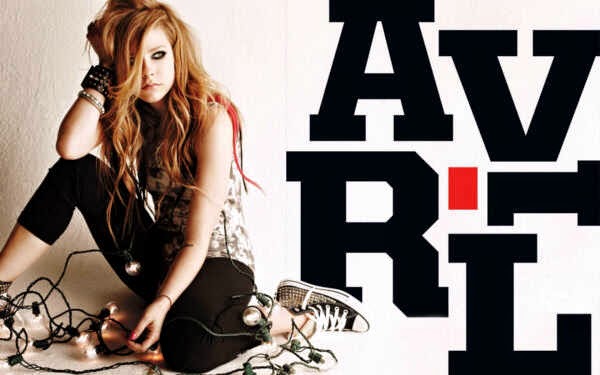 Daftar Lagu Avril Lavigne Terbaik dan Populer