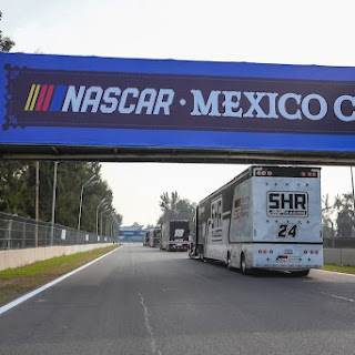 Gigantes sobre ruedas: los haulers de NASCAR llegan a la CDMX