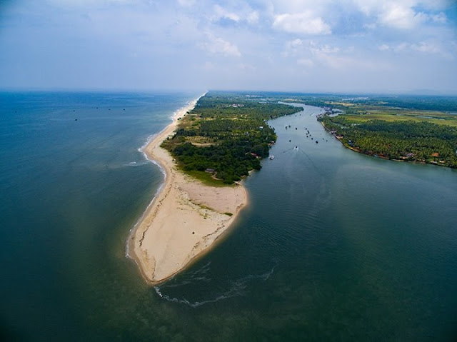 Mobor Beach, Goa-Most Beautiful Beach on Earth-in-india-panaji-calangute-beaches-pictures-gallery-stock-photo