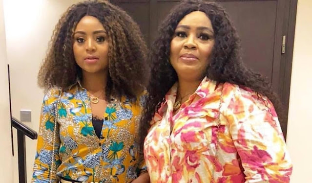 Wahala Dey! Check Out What A Fan Told Regina Daniels’ Mother For Snapping In Bum Shorts