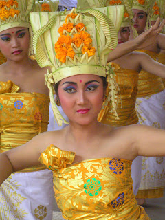 tari bali indah