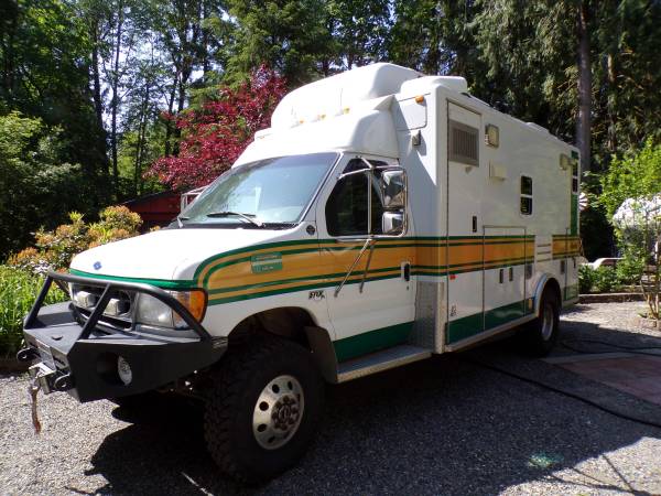 1997 4X4 Quigley Box Ambulance For Sale