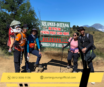 Porter Gunung Prau adalah jasa yang membantu pendaki membawakan barang dan sekaligus menjadi petunjuk jalur pendakian melalui Basecamp Gunung Prau.