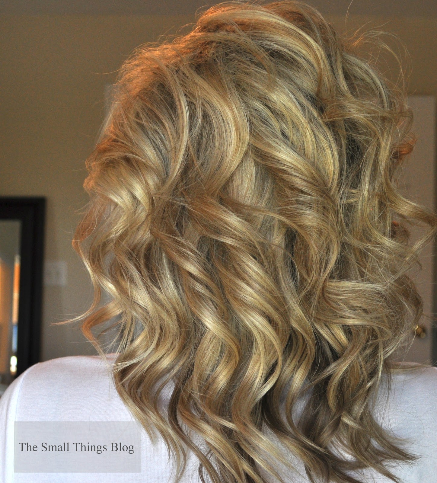 How to use a curling wand - The Small Things Blog