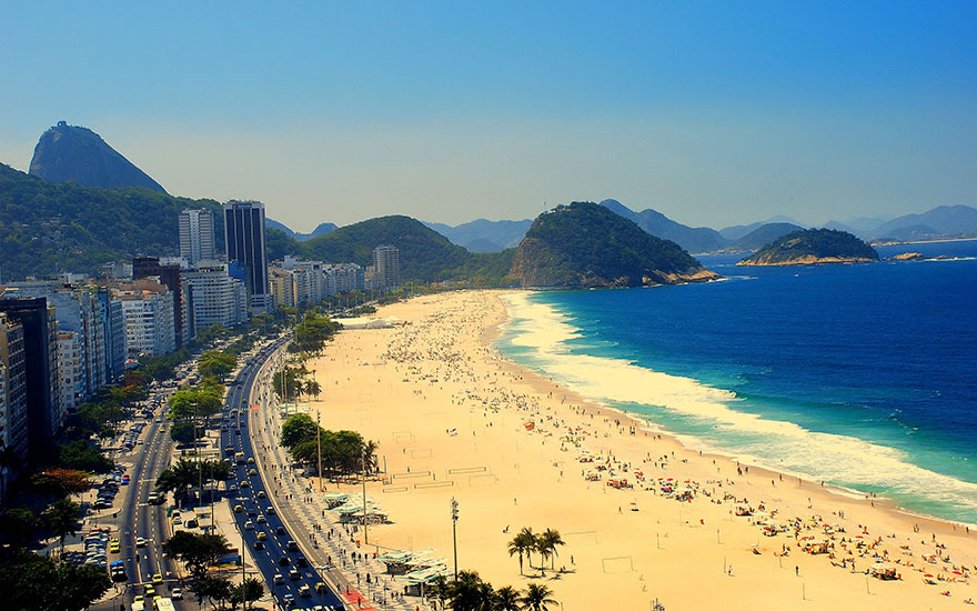 Travel Expectations Vs Reality (20+ Pics) - Sunbathing In The Famous Beach Of Rio De Janeiro, Brazil